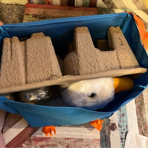 Special Aflac Robot Companion Duck NIB Backpack Aides Sickness Dr Appts Medical - Picture 6 of 15